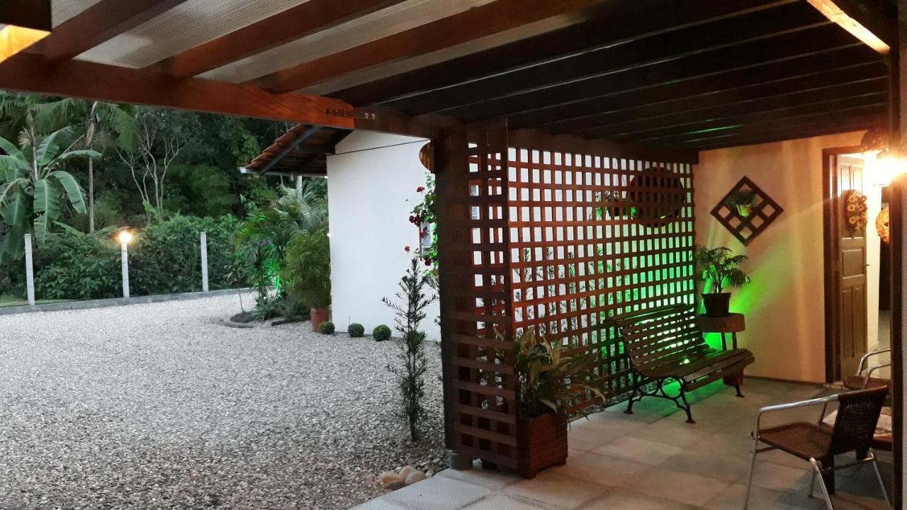 Familien Haus Pousada Pomerode Esterno foto